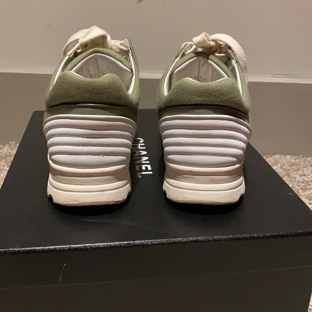 Chanel Sneakers Olive Green Khaki size 37 - Picture 6 of 8